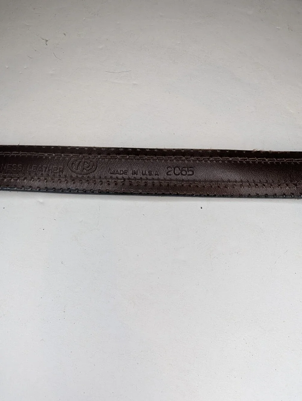 YRI Leather And Canvas Needlepoint Fly Fishing Belt Size 42 Made In USA